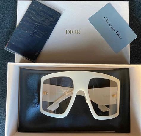 dior so light 1 white